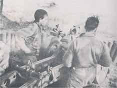 Pack 75 Howitzer in action